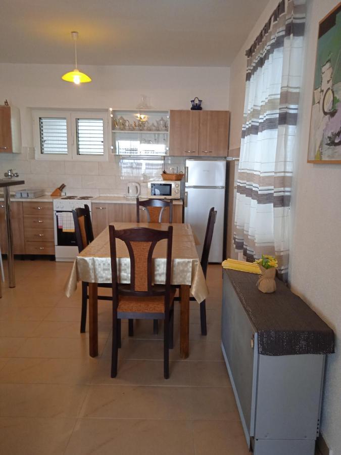 Apartment Davor Gradac  Exterior photo