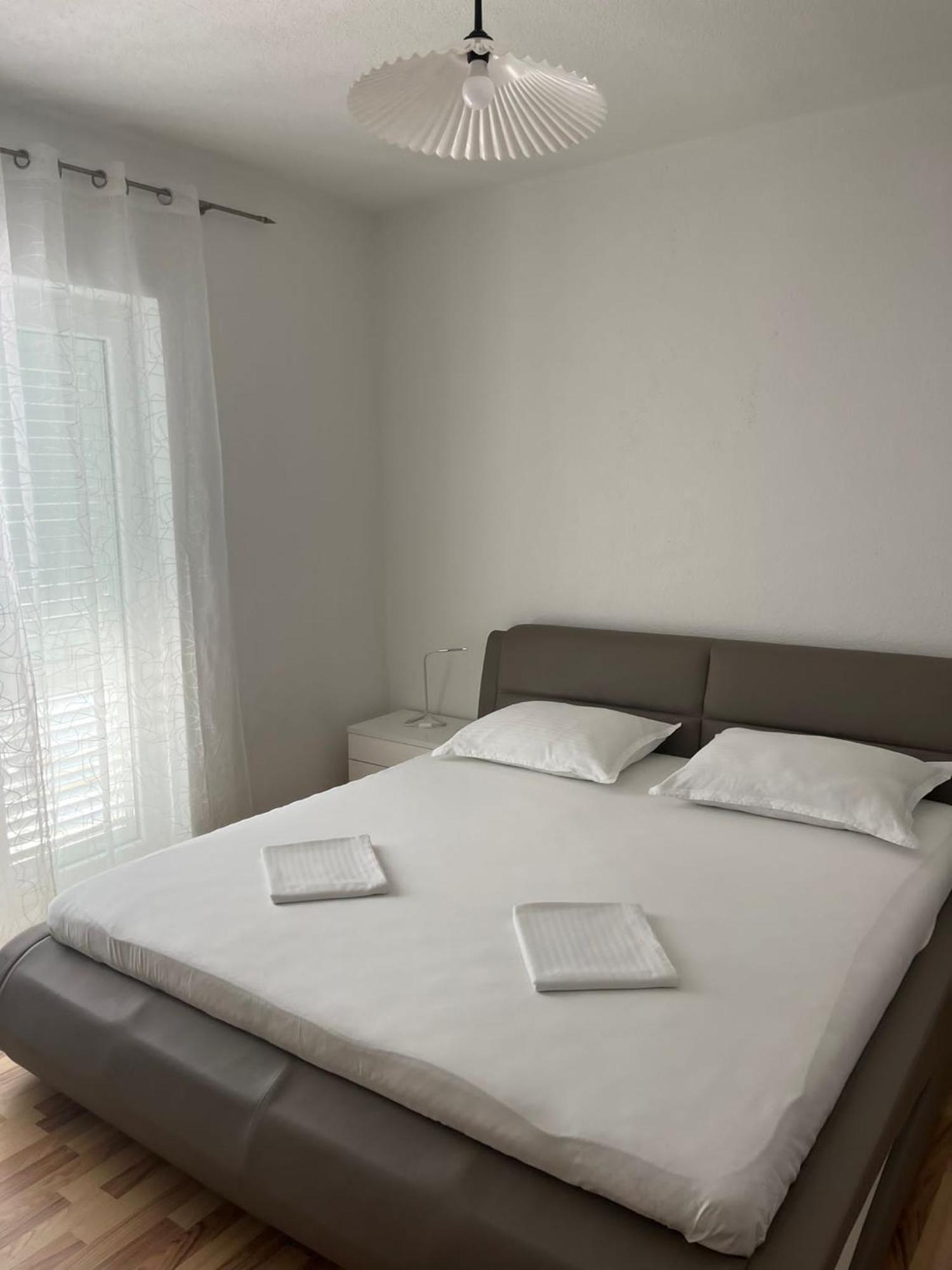 Apartment Davor Gradac  Exterior photo