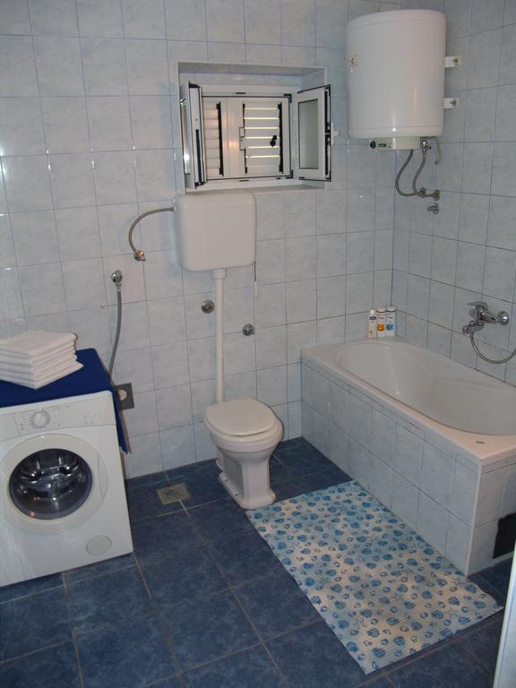 Apartment Davor Gradac  Room photo
